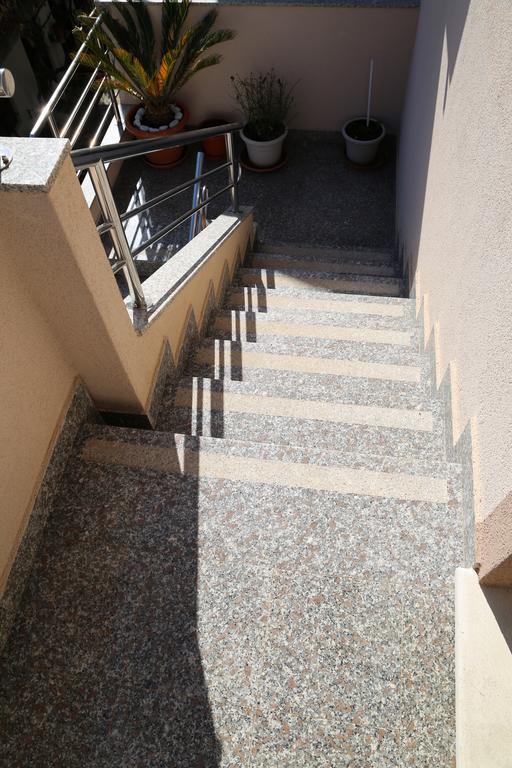 Apartments Dragica Milna  Exterior photo