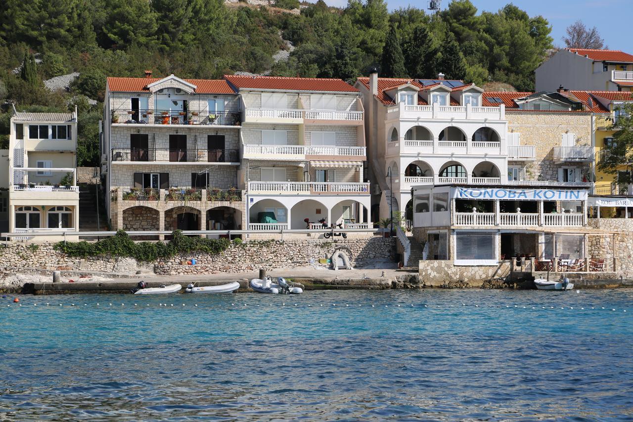 Apartments Dragica Milna  Exterior photo